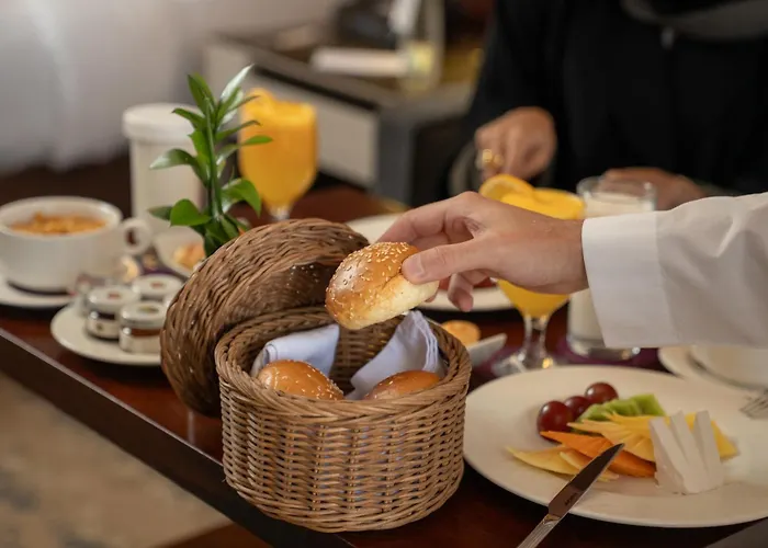 Saja By Warwick Madinah Hotel Medina