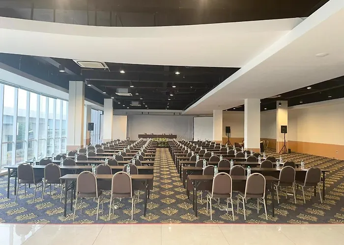 Luxury Inn Arion Hotel Jakarta
