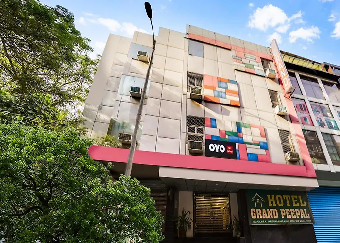 Hotel O Grand Peepal Delhi 