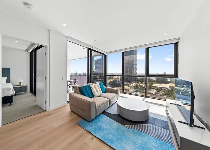 Yves Mermaid Beach Apartments By Cllix Gold Coast