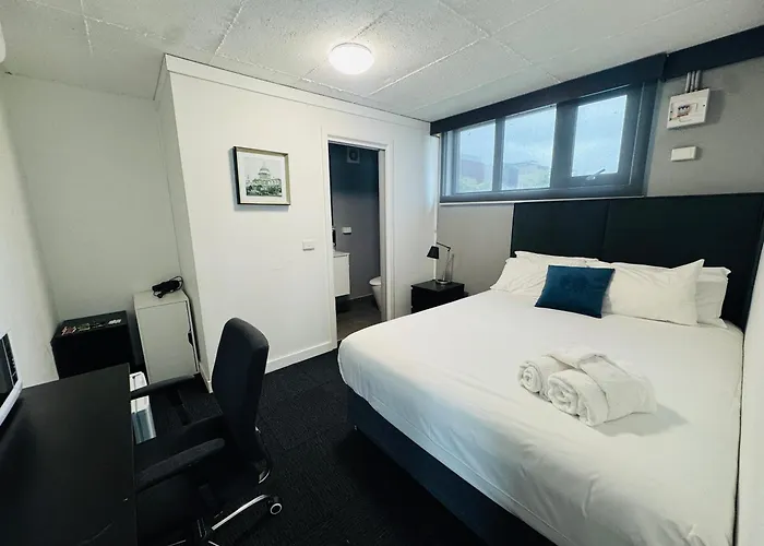 Sora East Melbourne Hotel