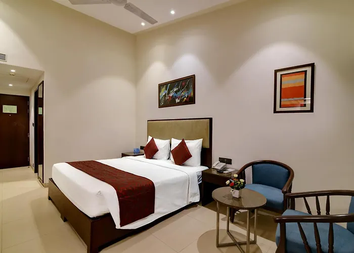 7 Apple Resort, Lonavala
