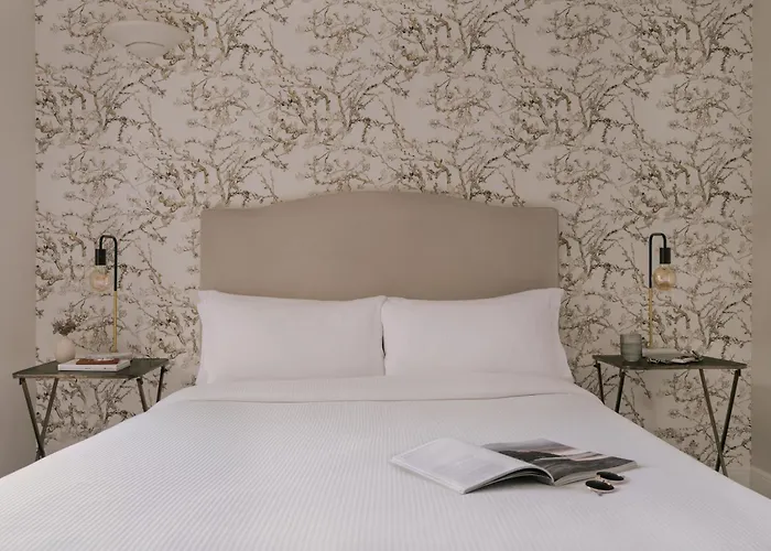 Thistle Suites Royal Garden Edinburgh