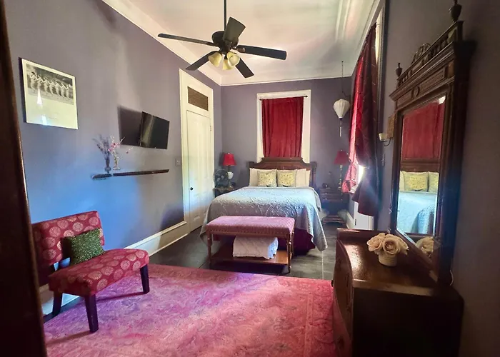 The Dragonfly Treme-Historic Guesthouse-Near French Quarter New Orleans