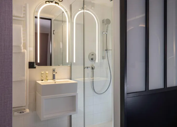 Best Western Plus Bretagne Montparnasse Paris