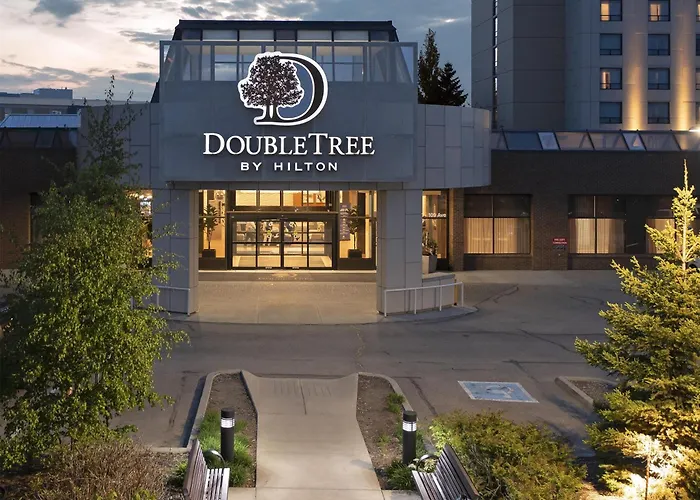 Doubletree By Hilton West Edmonton Hotel
