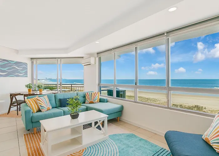 Oceanside Resort - Absolute Beachfront Apartments Gold Coast