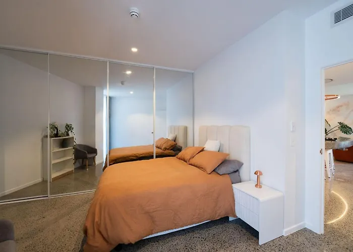 19Th Avenue On The Beach Gold Coast