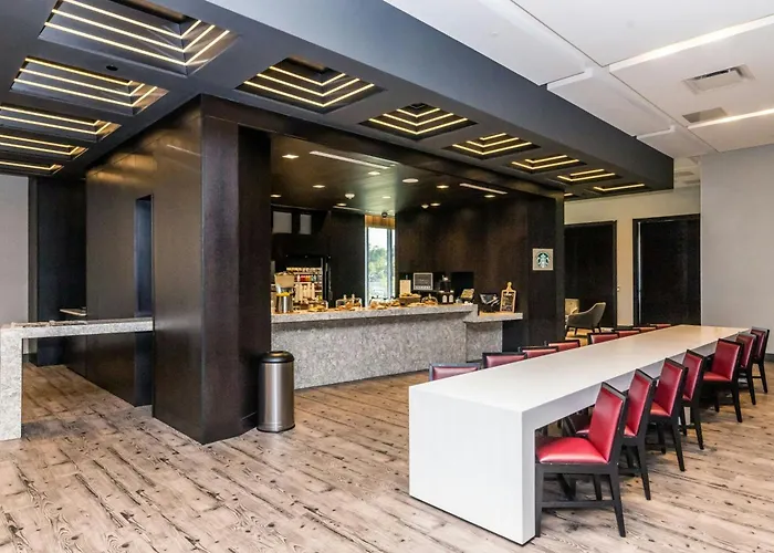 The Summit Hotel Cincinnati