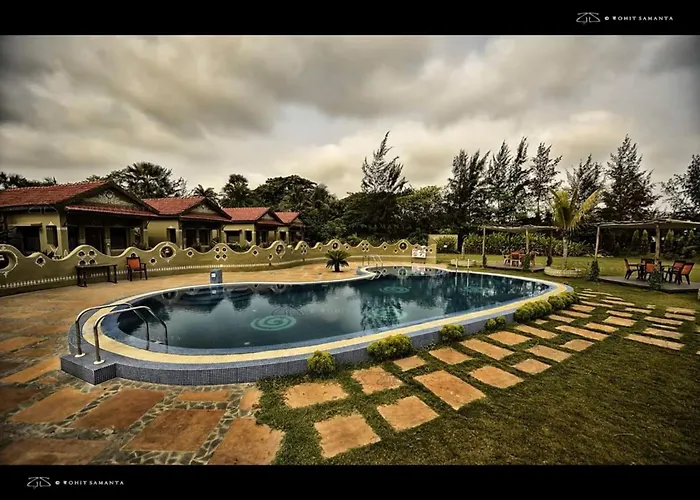 Breathing Earth - Rooms And Pool Kolkata