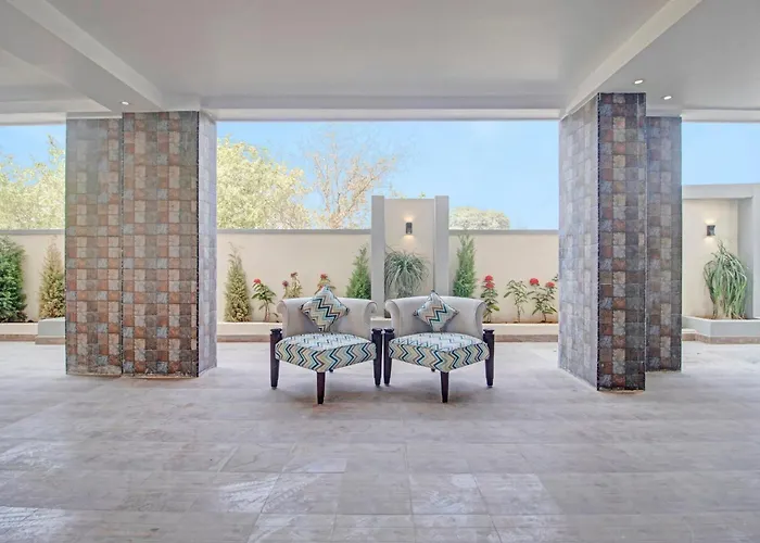 Super Collection O Halcyon Ss Grand Hotel Hyderabad