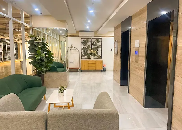 West Jones Residences By Jc Spacerentals, Mountain View, Free Wi-Fi & Netflix, 15Th Floor Located At The Center Of Cebu City