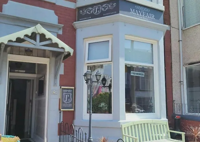 J'S Mayfair Guest House Blackpool