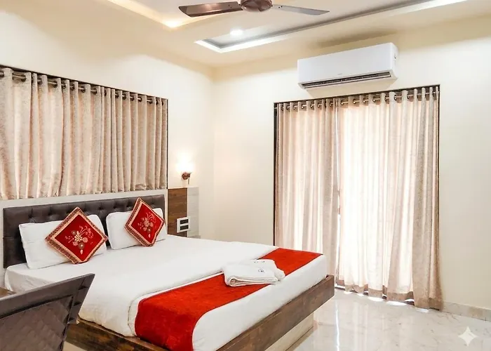 Hotel Grand Ganesha Ganpatipule