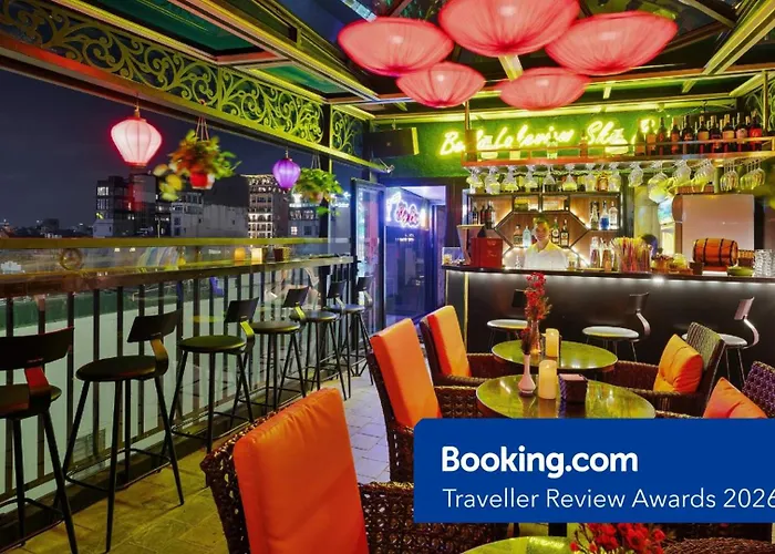 Bella Premier Hotel & Rooftop Skybar Hanoi