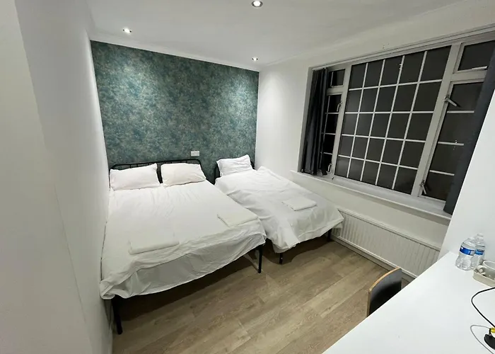 White Rose Hotel & Restaurant - Leeds