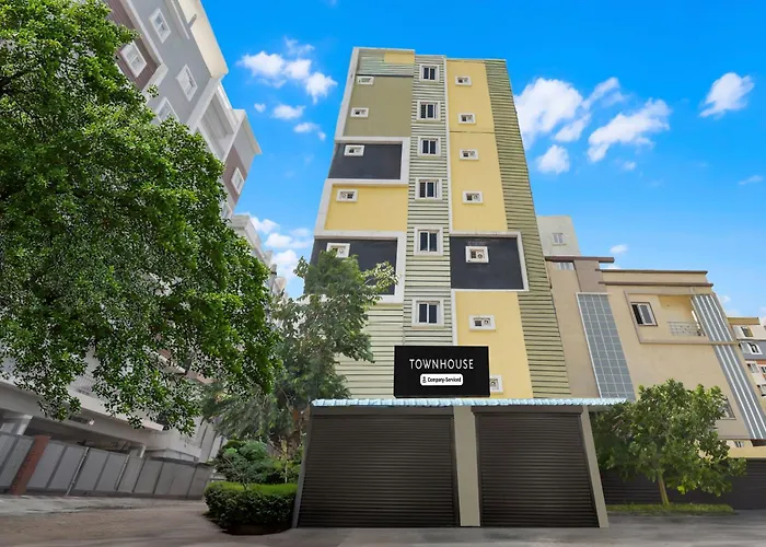 Super Townhouse Hitech City Madhapur Hyderabad