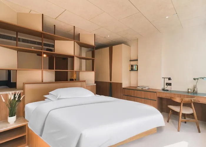 Weave Suites - Central West Hong Kong