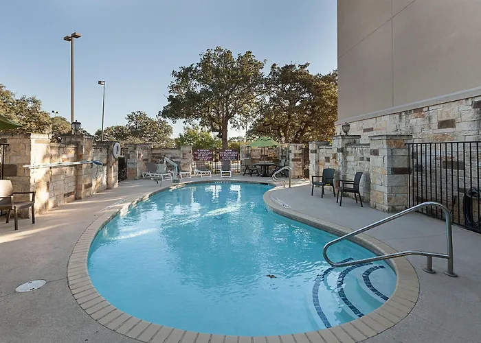 Comfort Suites San Antonio North - Stone Oak