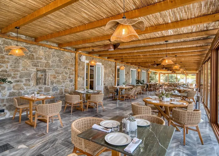 San Antonio Summerland Mykonos Town