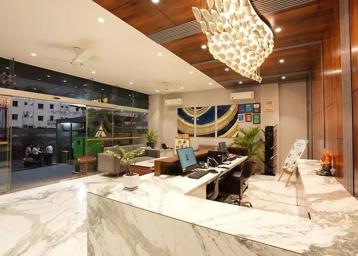 Alaukik Hotel Shirdi