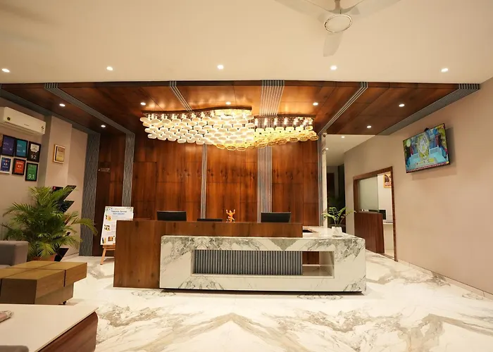 Alaukik Hotel Shirdi