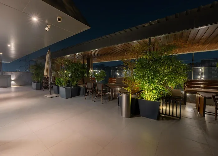 Saltstayz Select - Golf Course Road & Sector 57 Gurgaon