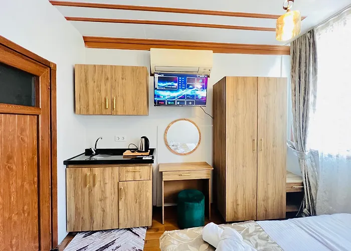 April Mansion Aparthotel Istanbul