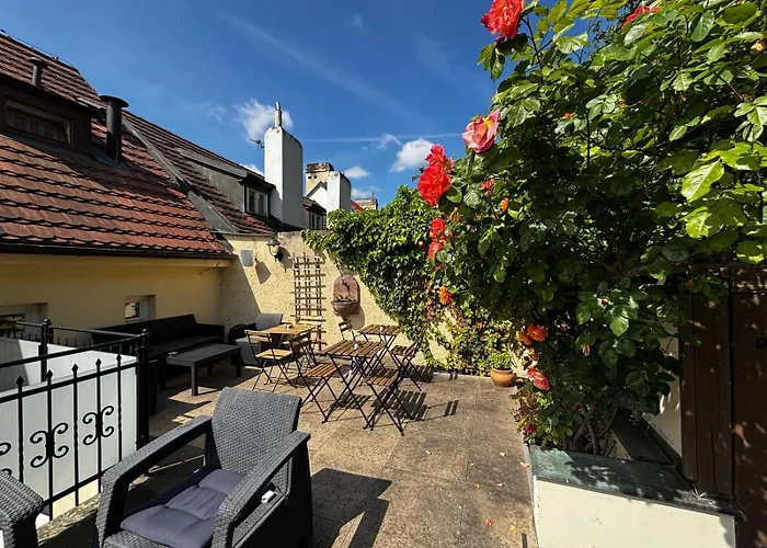 The Golden Wheel Hotel Prague