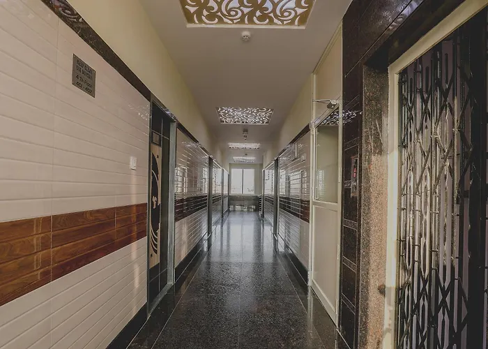 Super Hotel O Src Grand Vijayawada