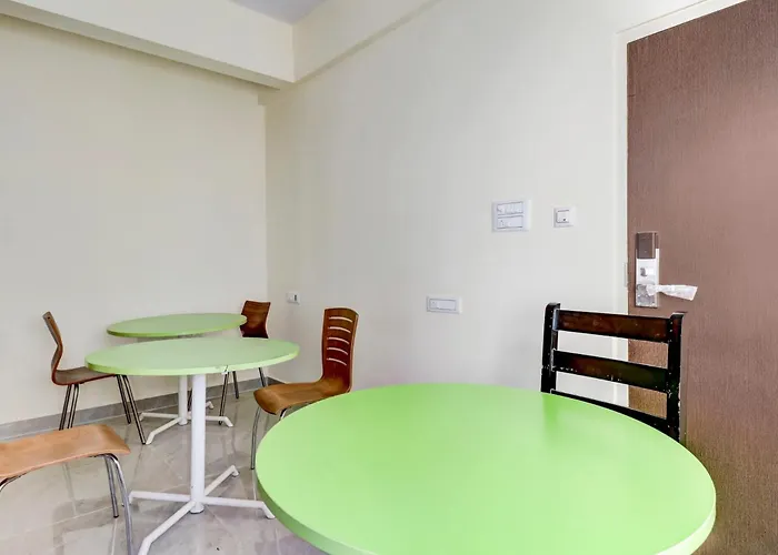 Hotel O Manyata Palace Bangalore