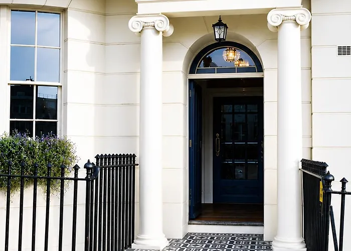 Brighton House Hotel