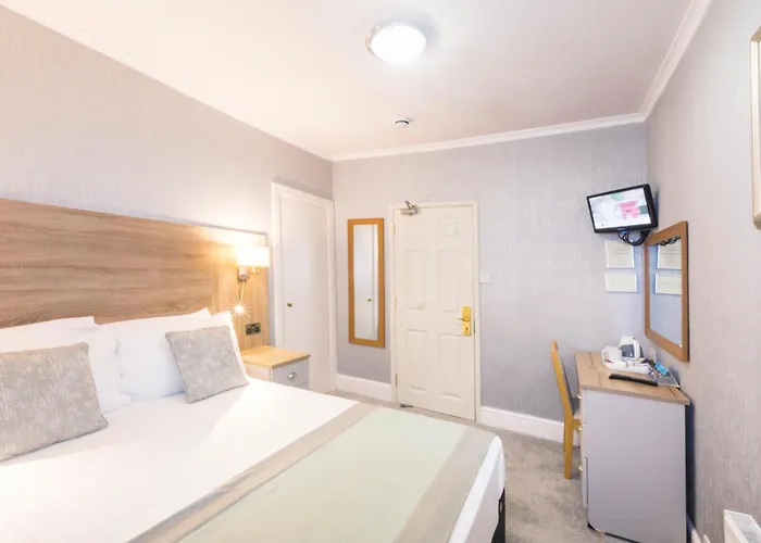 Lindum Lodge Torquay