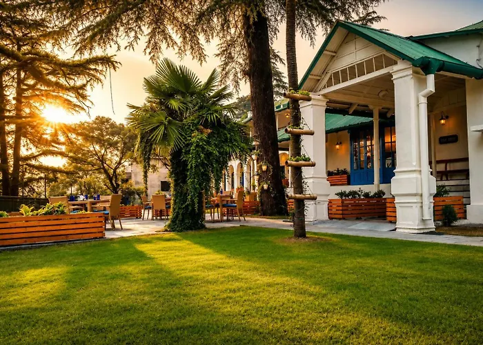 Hotel Pine Retreat Mallroad Mussoorie