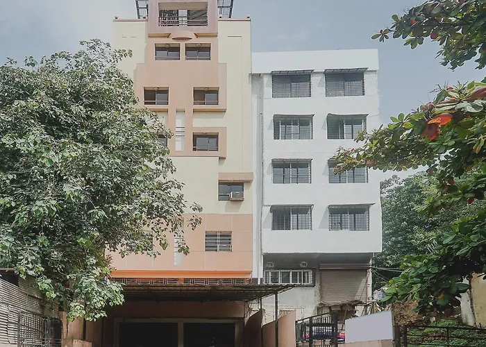 Super Hotel O River View Near Shaniwar Wada Pune