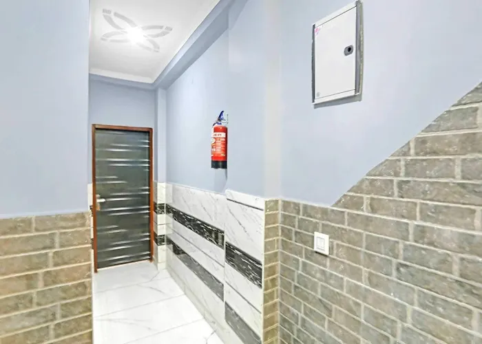 Hotel O Prithvi Residency Delhi 