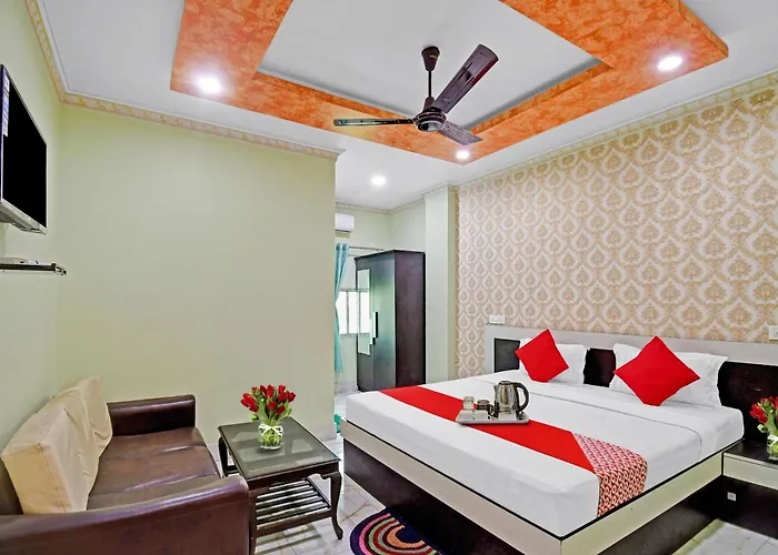Collection O Pink House Hotel Kolkata