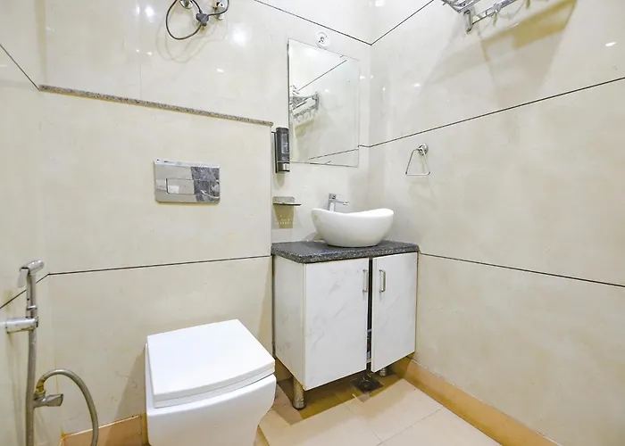 Fabhotel Mannat Bhera Enclave Delhi 