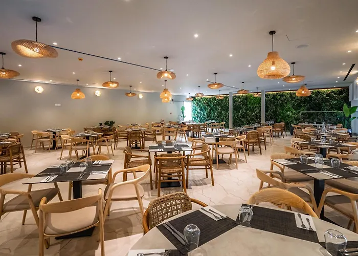 Narcissos Waterpark Resort Protaras