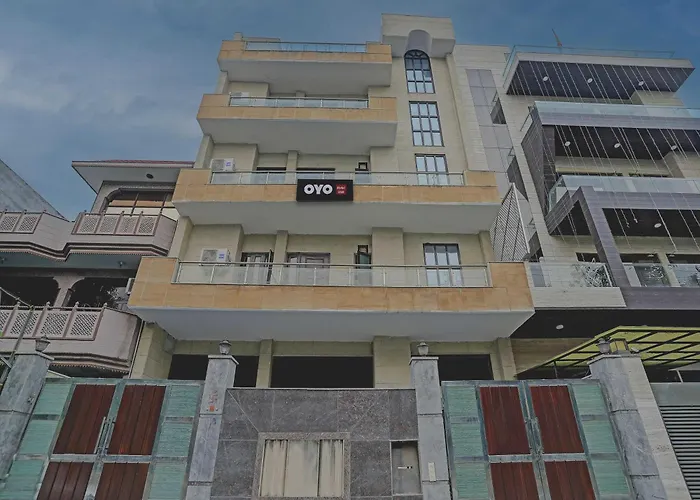 Townhouse Dsr Sector 19 Hotel Noida
