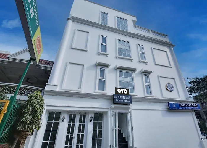 Hotel O Sky White House Ludhiana