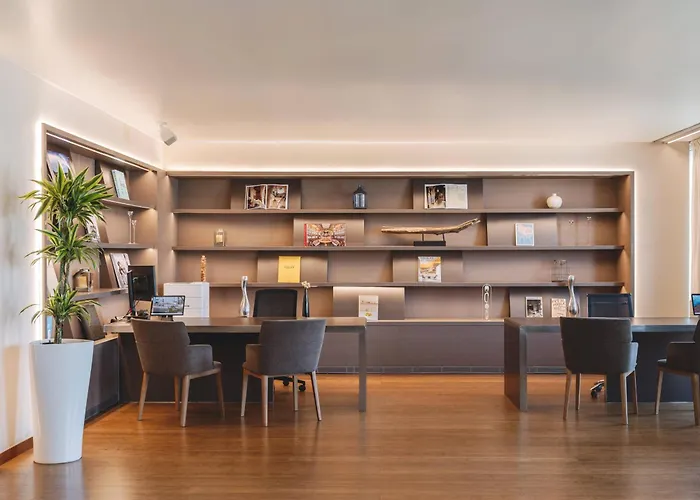 Melia Barcelona Sky 4* Sup Hotel