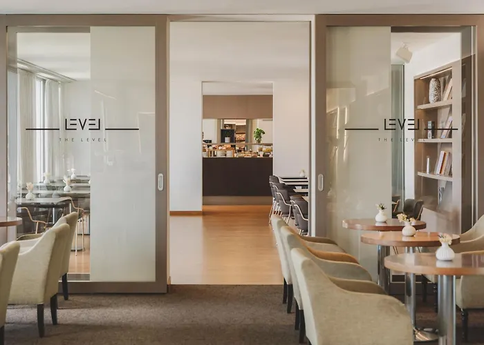 Melia Barcelona Sky 4* Sup Hotel
