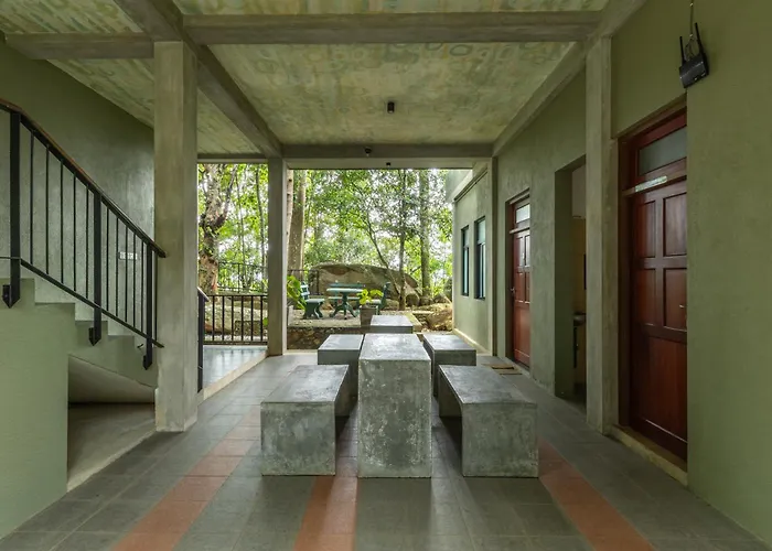 Serenique Resort Kandy