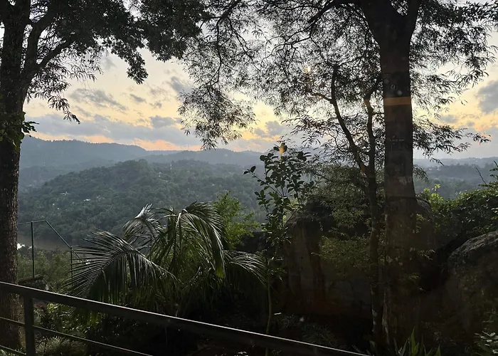 Villa Mount Melody Kandy