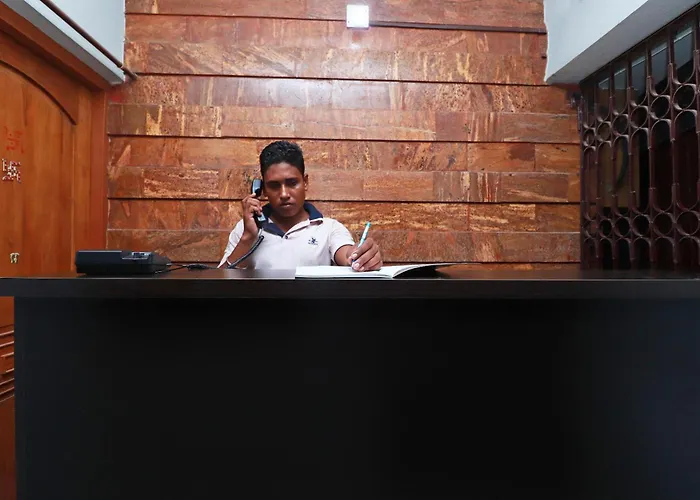 Hotel O Omm Sai Plaza Bhubaneswar