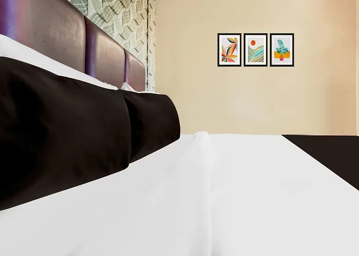 Hotel O Aqsha Paradise Nagpur