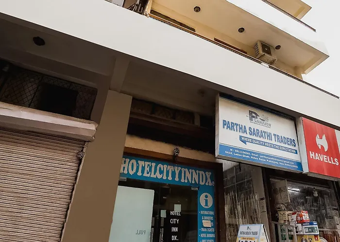 Hotel Om Paharganj New Delhi