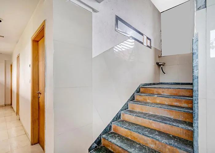 Hotel O Delight Inn Near Andheri Railway Station Mumbai