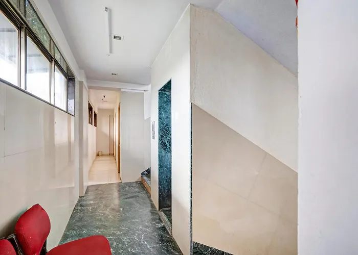 Hotel O Delight Inn Near Andheri Railway Station Mumbai